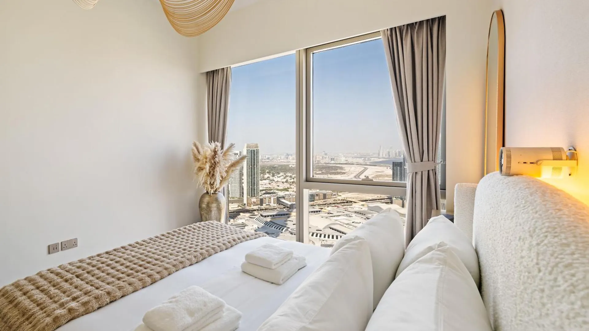 Grande Signature Downtown By Bella Elite Homes Dubai 0*,  United Arab Emirates
