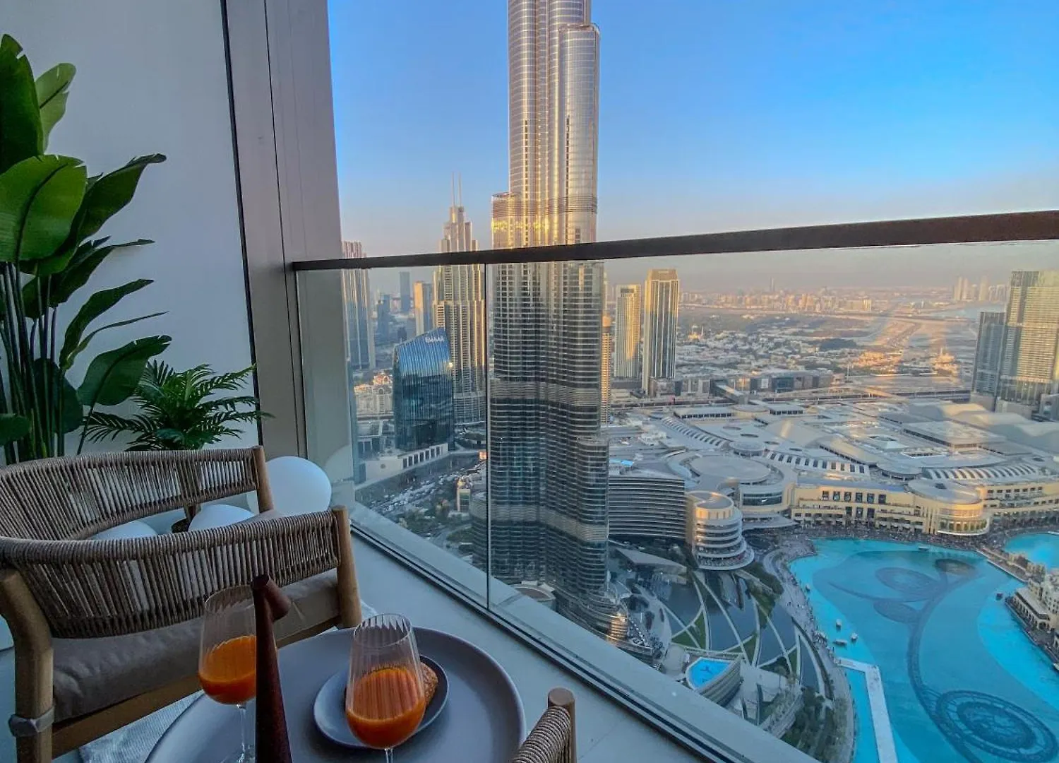 Full Burj And Fountain View Downtown By Bella Elite Homes contacts